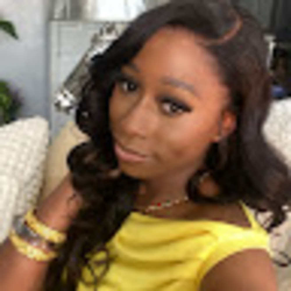 Meet your Posher, Makeda